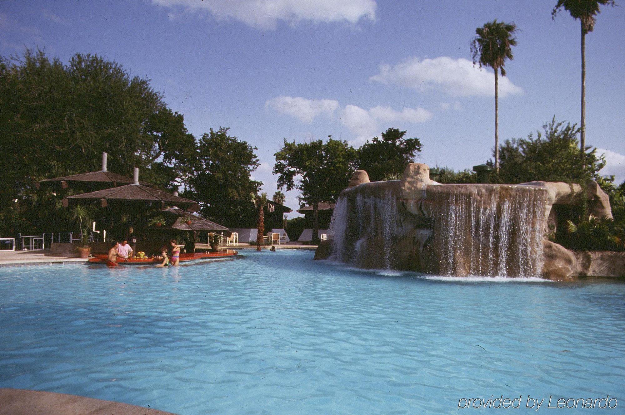 Rancho Viejo Resort Зручності фото